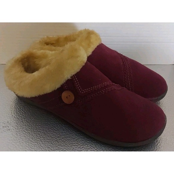 Clarks Kimberly Suede Leather Brick Red Stitch Button Design  Clogs Size 9M - Picture 1 of 7